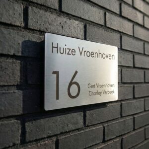 Naambord RVS 15 x 9 cm V02