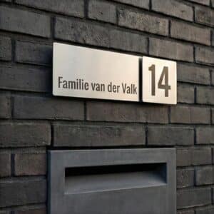 Naambord RVS 30 x 10 + verhoogd 10 x 10