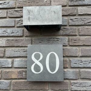 Huisnummerbord leisteen 20 x 20 cm