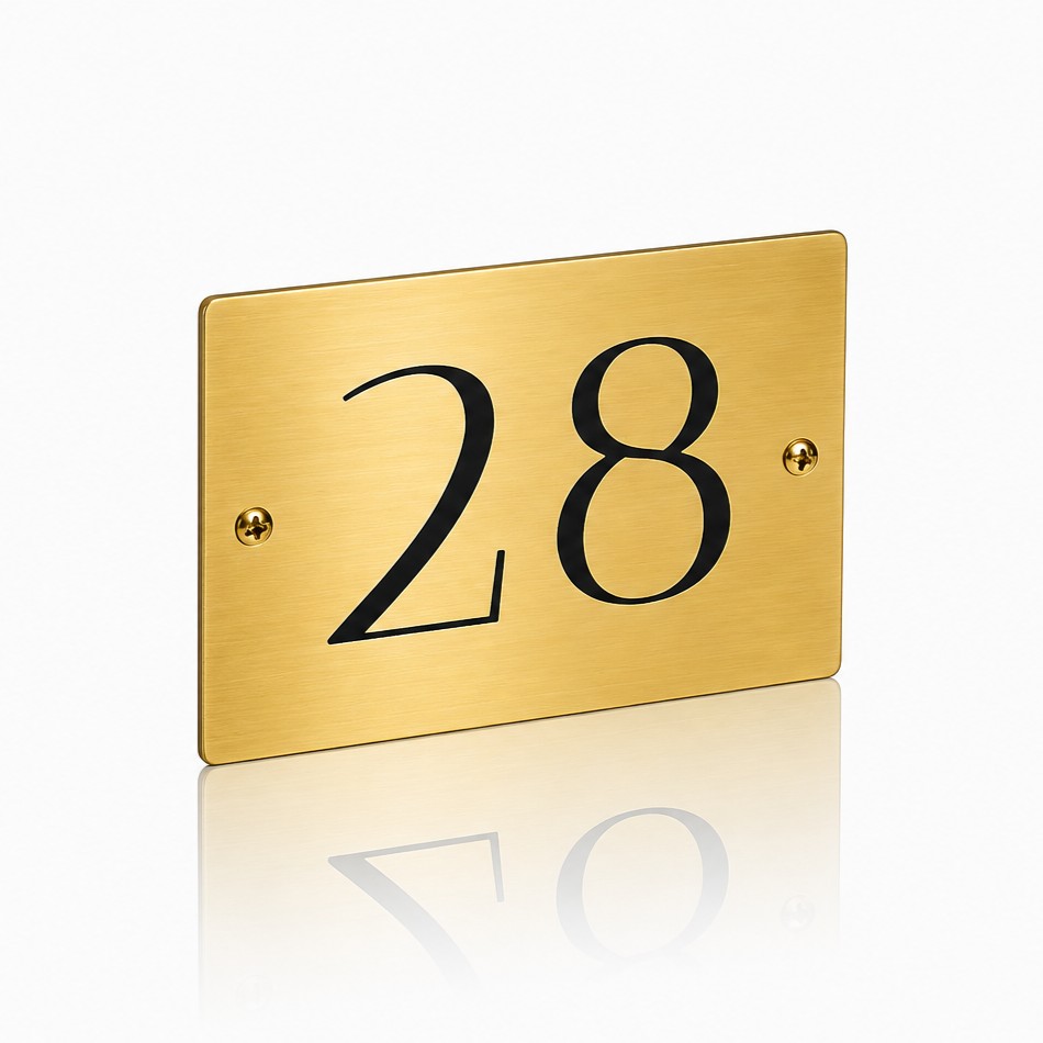 Huisnummerbord Messing 12×9 cm